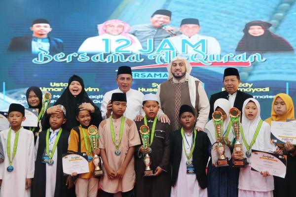  Edy Rahmayadi Apresiasi Kegiatan 12 Jam Bersama Alquran